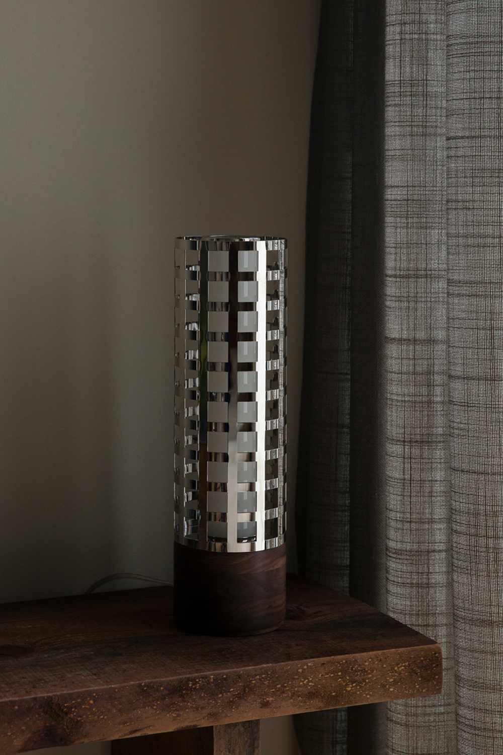 Nostalgic charm meets modern design - A timeless choice to elevate your interior space.